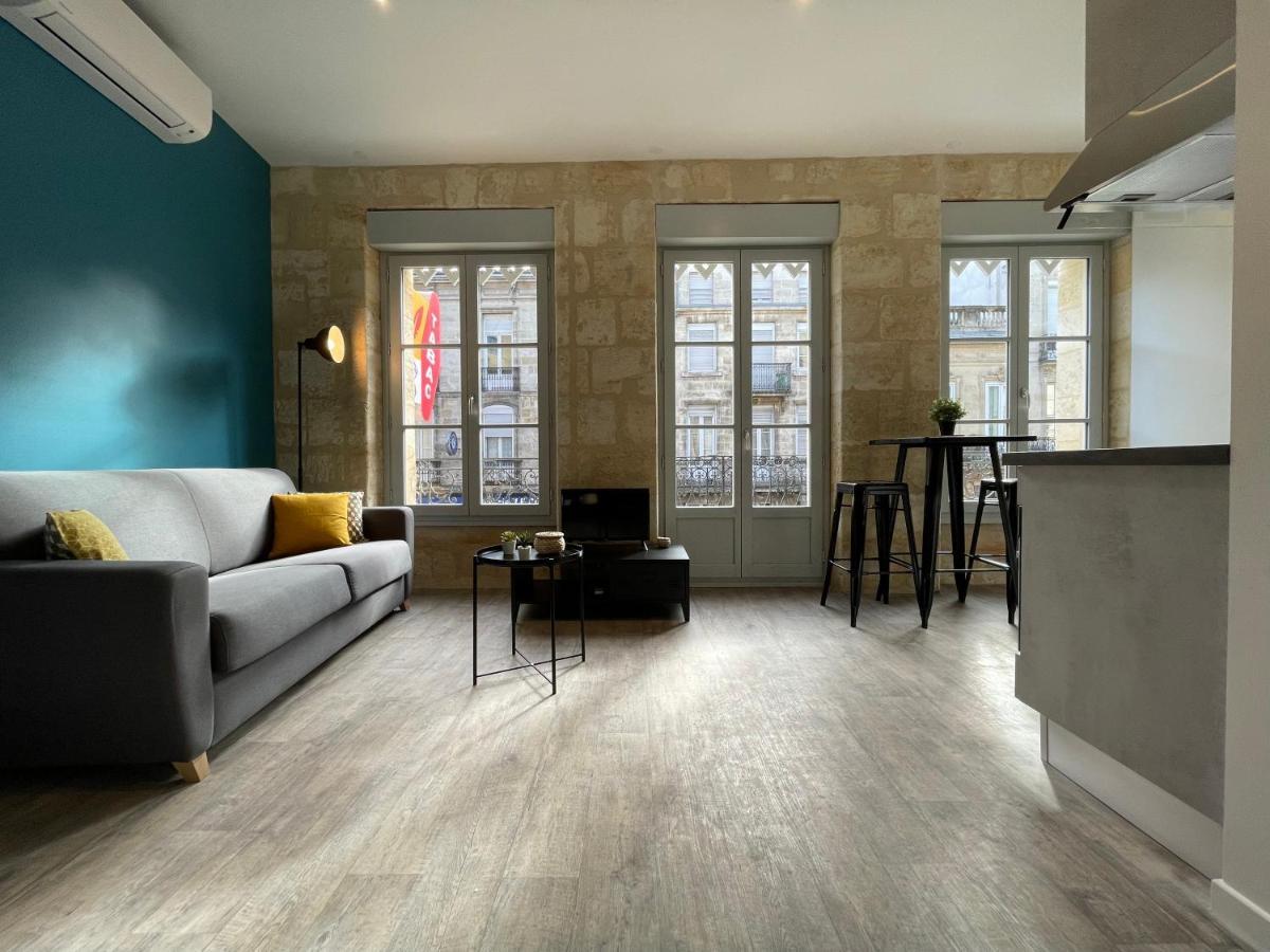Superbes studios de charme, lumineux et climatisés en plein centre Burdeos Exterior foto