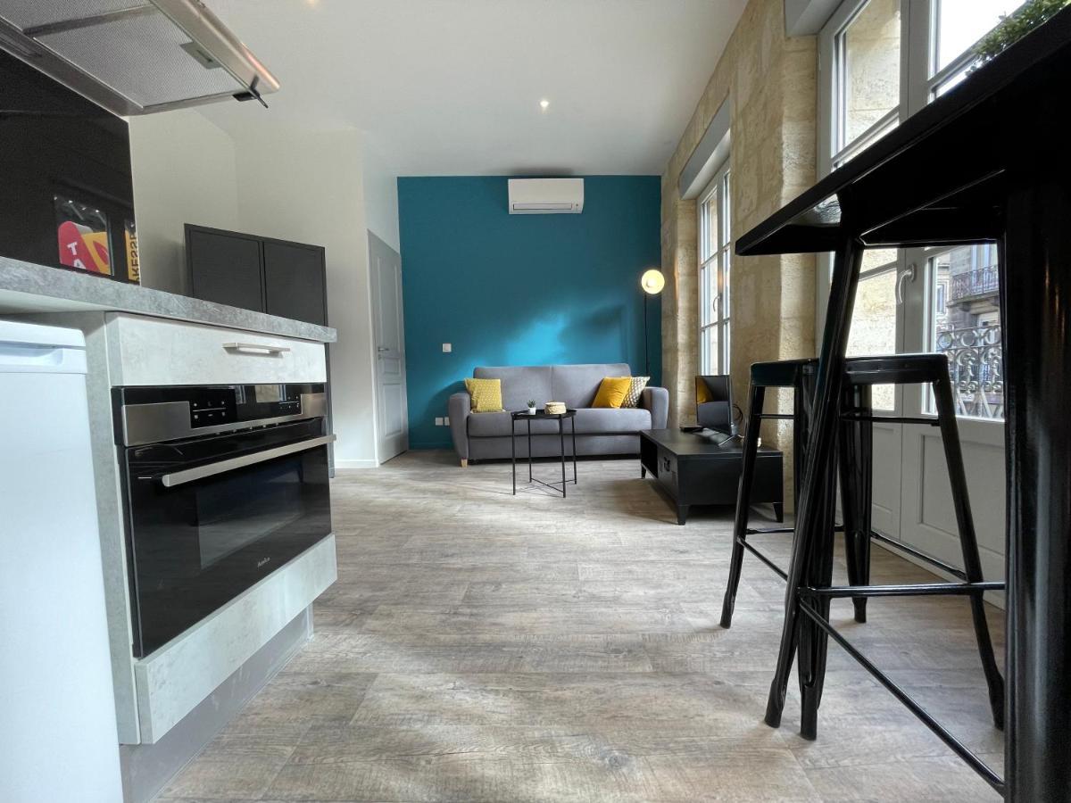 Superbes studios de charme, lumineux et climatisés en plein centre Burdeos Exterior foto